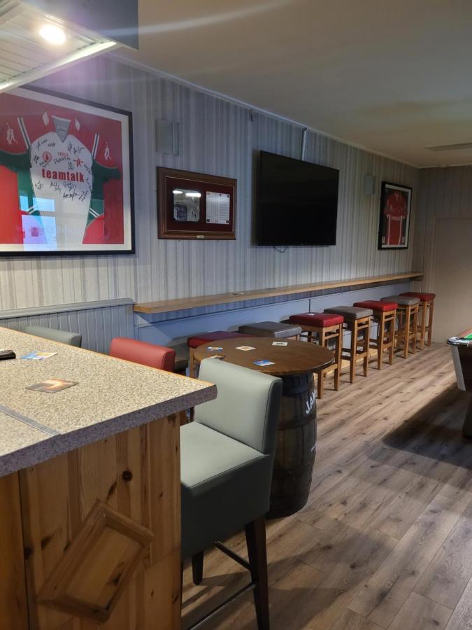 O'Connors Bar Restaurant And Guesthouse Dromore  Εξωτερικό φωτογραφία